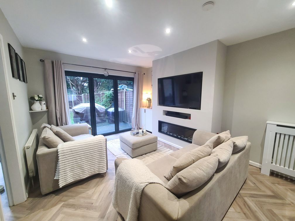 Property photo 3 of 26