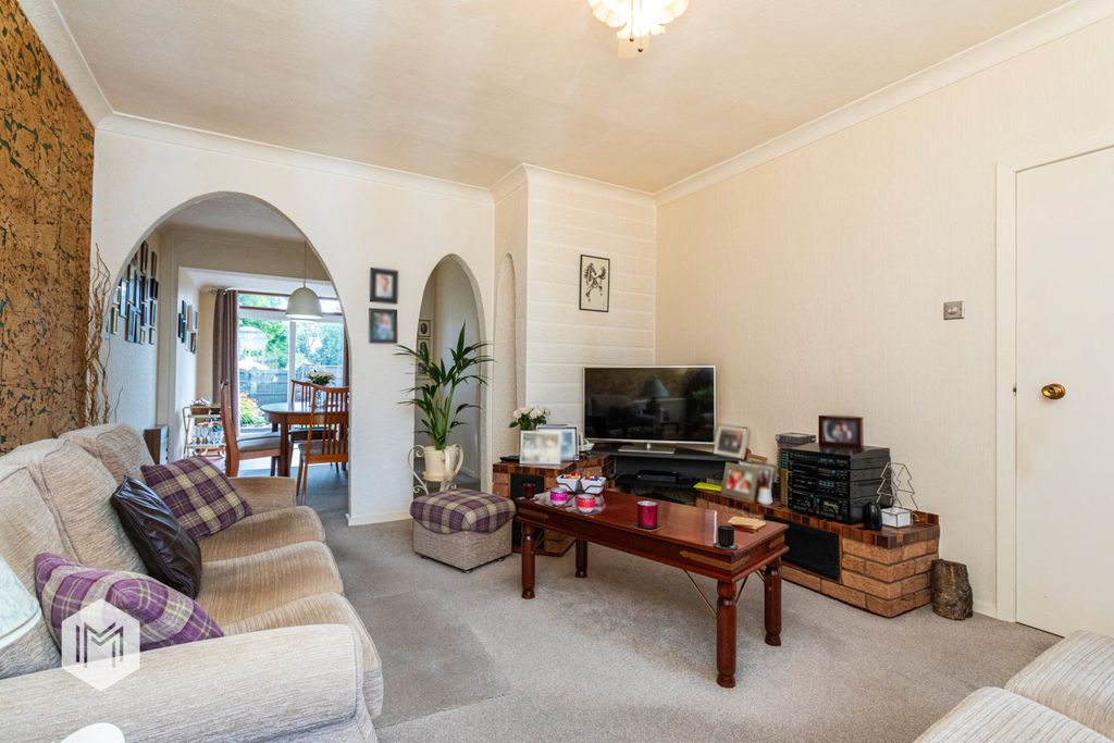 Property photo 3 of 26 Picture No. 23