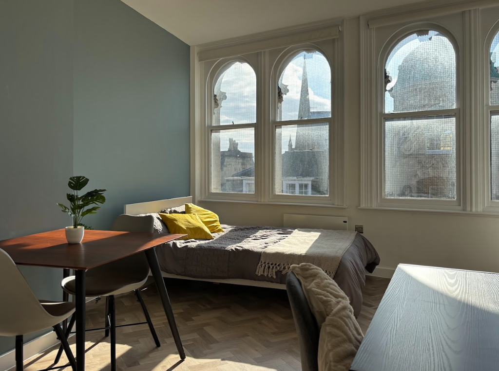 Property photo 1 of 6