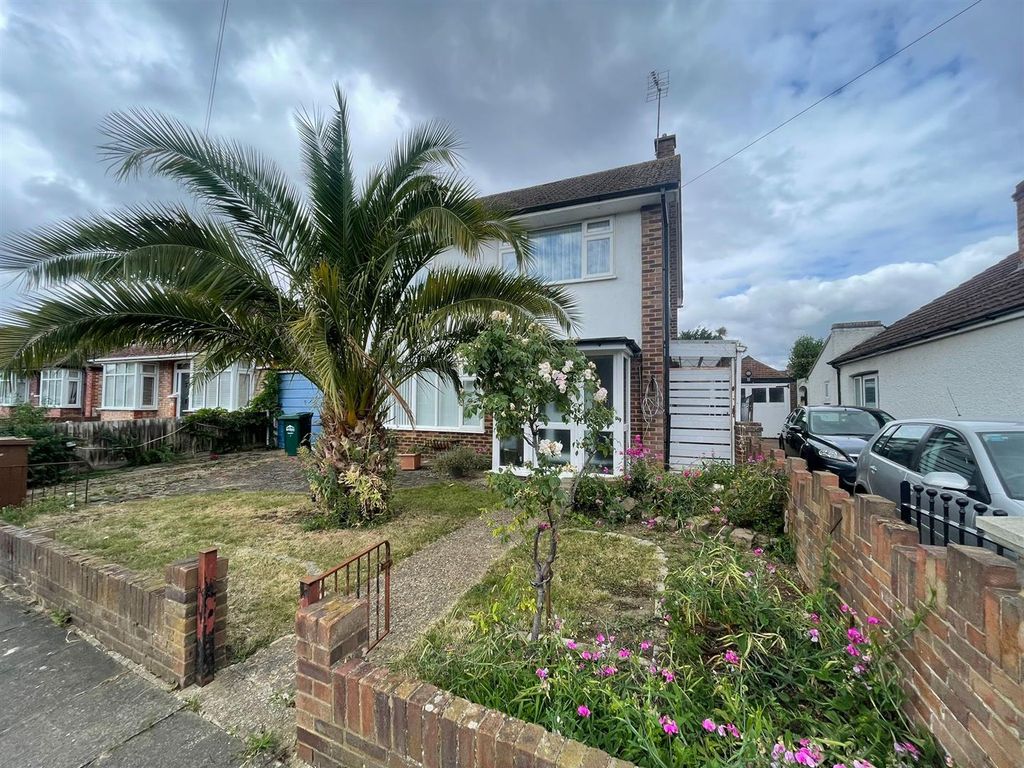 Property photo 1 of 12 15A141A4-7Cff-4481-9694-Ba5Ba9Ed040c.Jpeg