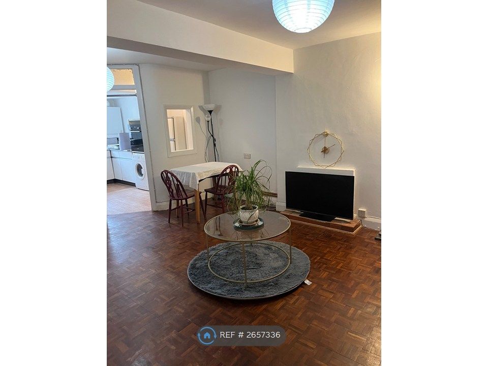 Property photo 3 of 9