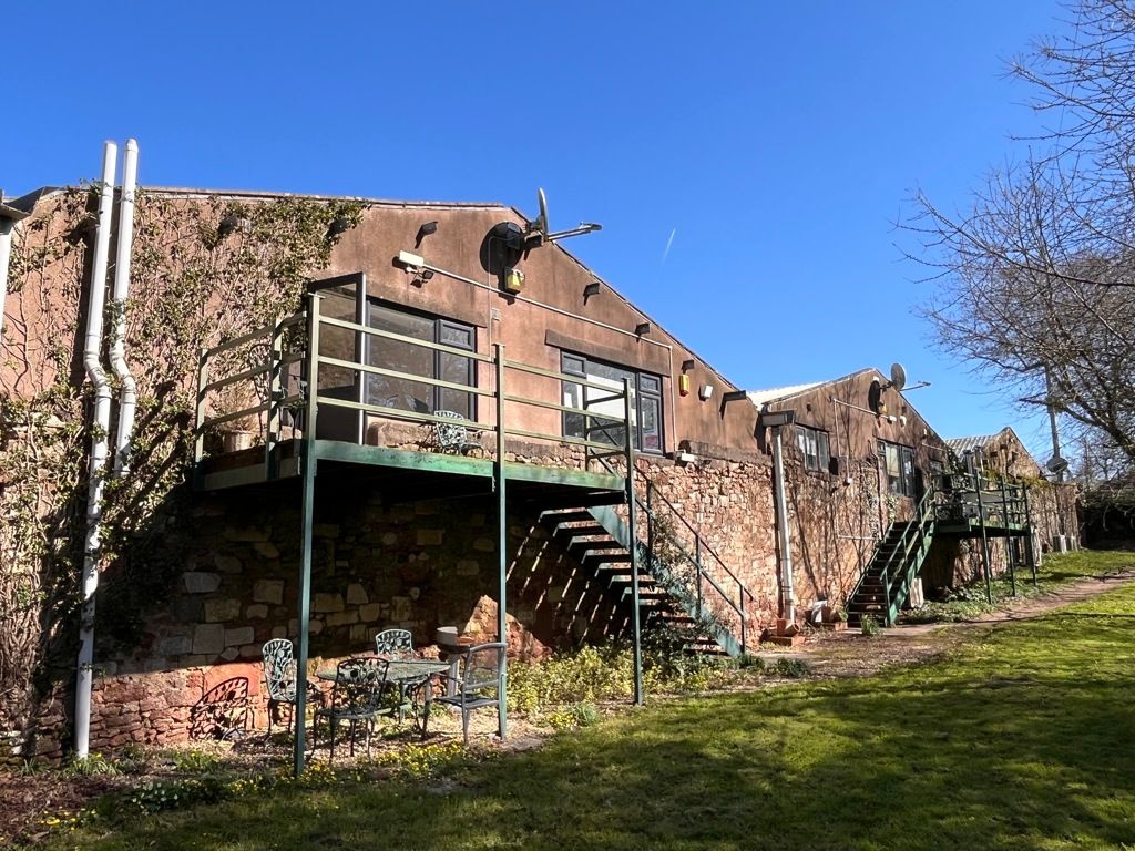 Property photo 1 of 7 Photo 1