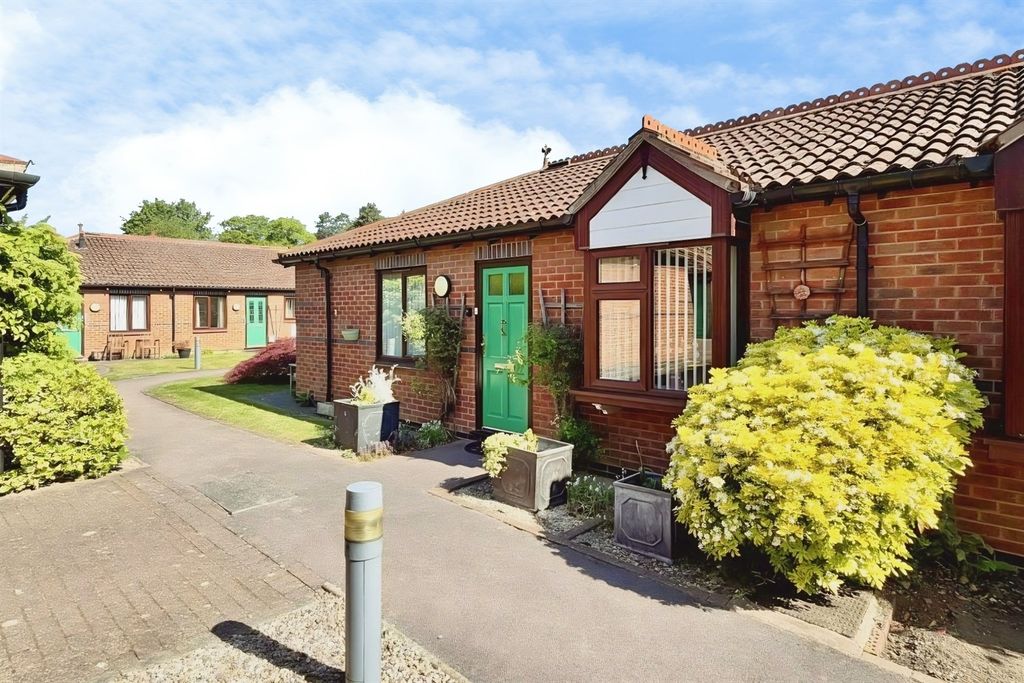 Property photo 2 of 24 (Main)