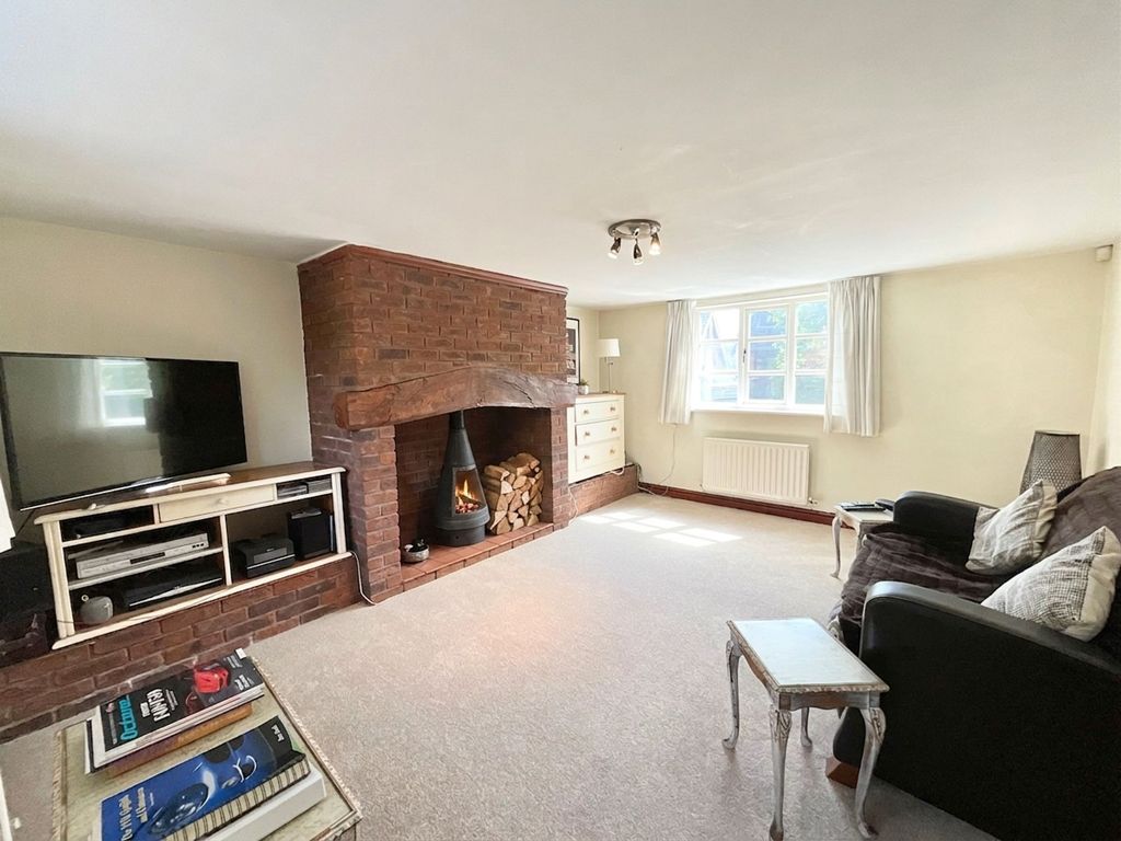 Property photo 3 of 22