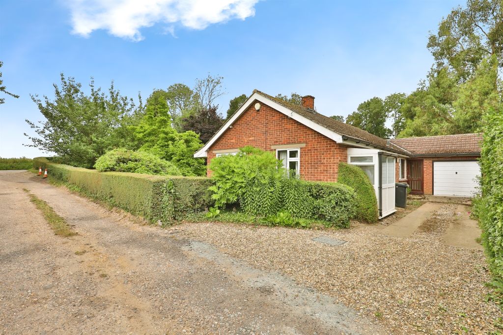 Property photo 2 of 22
