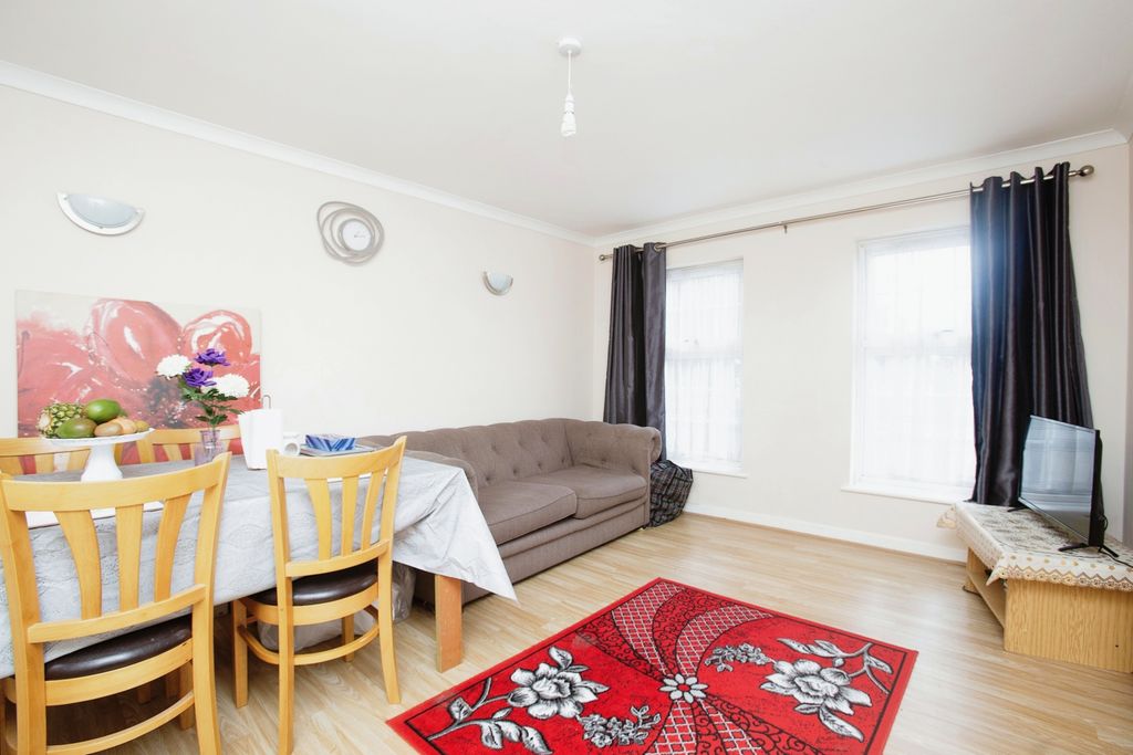 Property photo 3 of 15 Photography