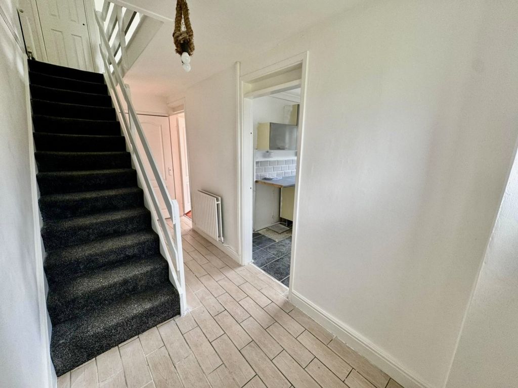 Property photo 2 of 15 Lrg_39c95597-42E7-406c-87E7-2Db73E2c1A2c