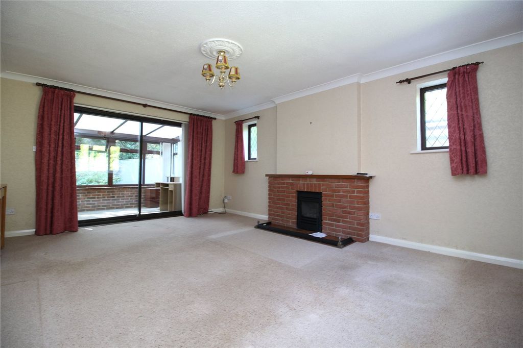 Property photo 3 of 15 Picture No. 17