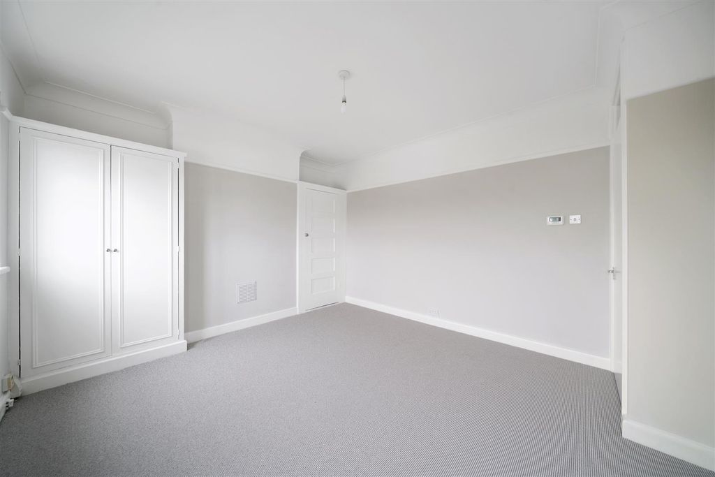 Property photo 3 of 9 Reception Room