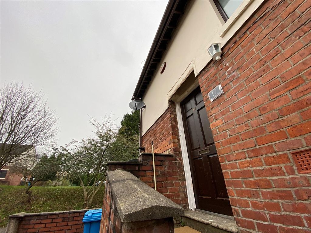 Property photo 3 of 8