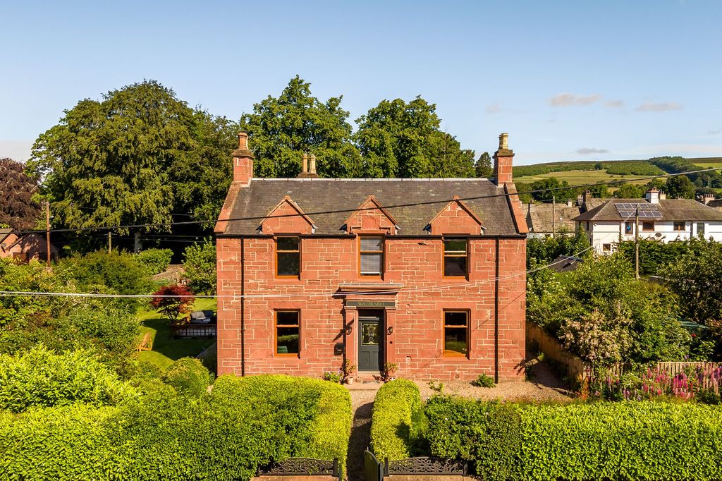 Property photo 1 of 37