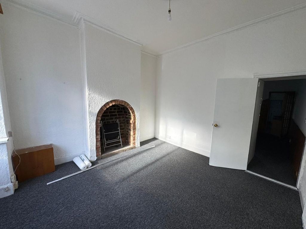 Property photo 2 of 16 2.Jpg