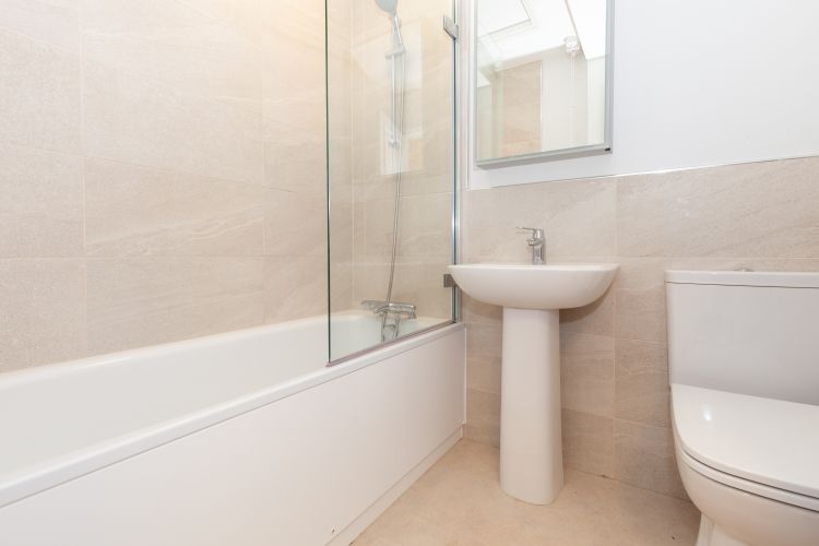 Property photo 3 of 9 224953