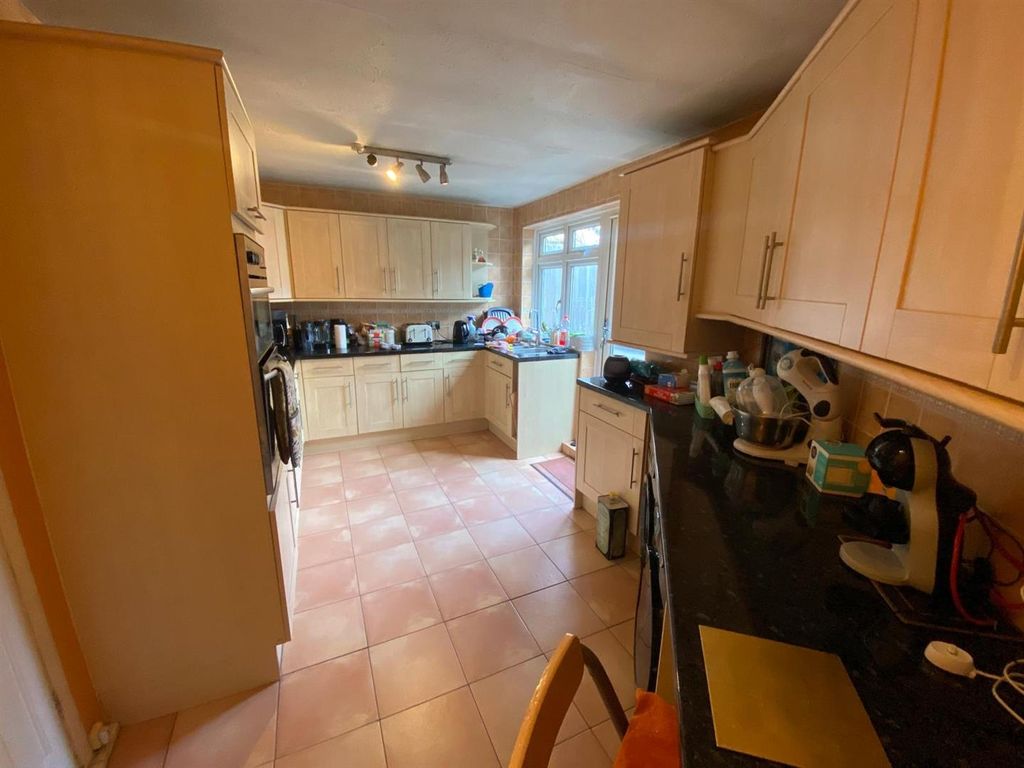 Property photo 3 of 10 3.Jpg