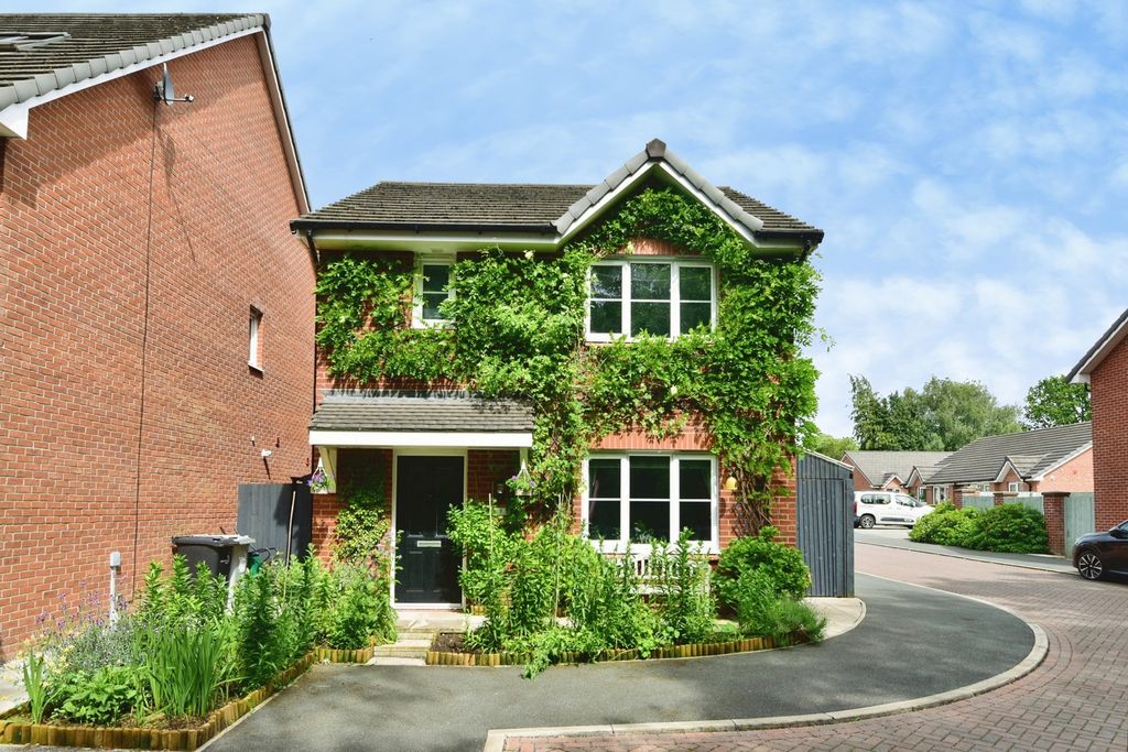 Property photo 1 of 31 Pbox-Img.Jpg