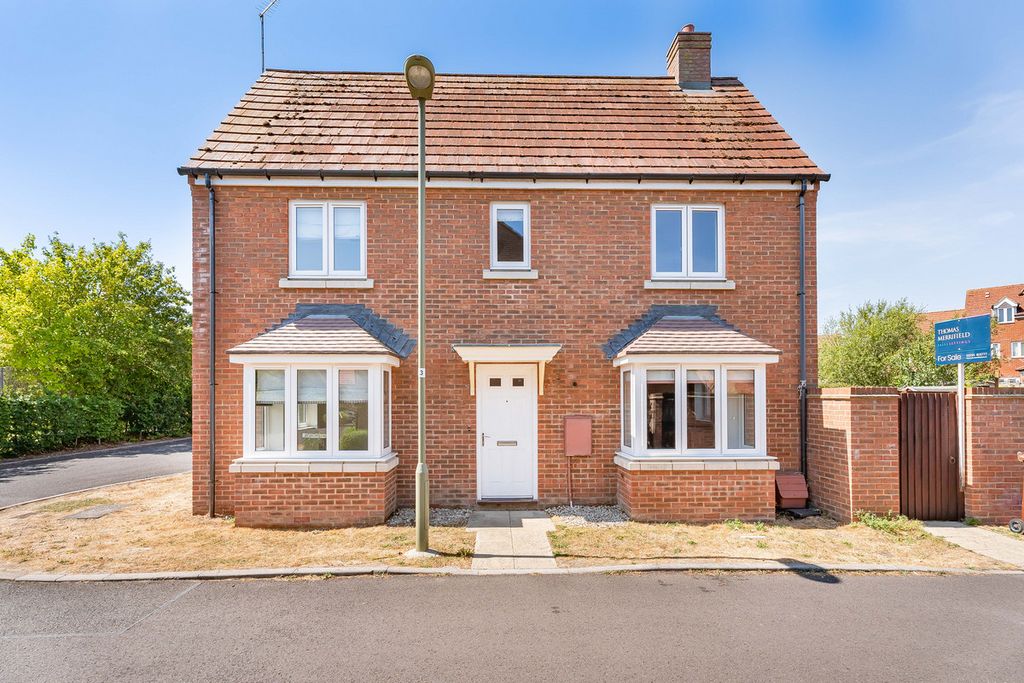 Property photo 1 of 23