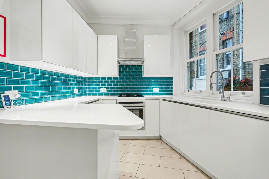 Property photo 3 of 12 Picture No. 24