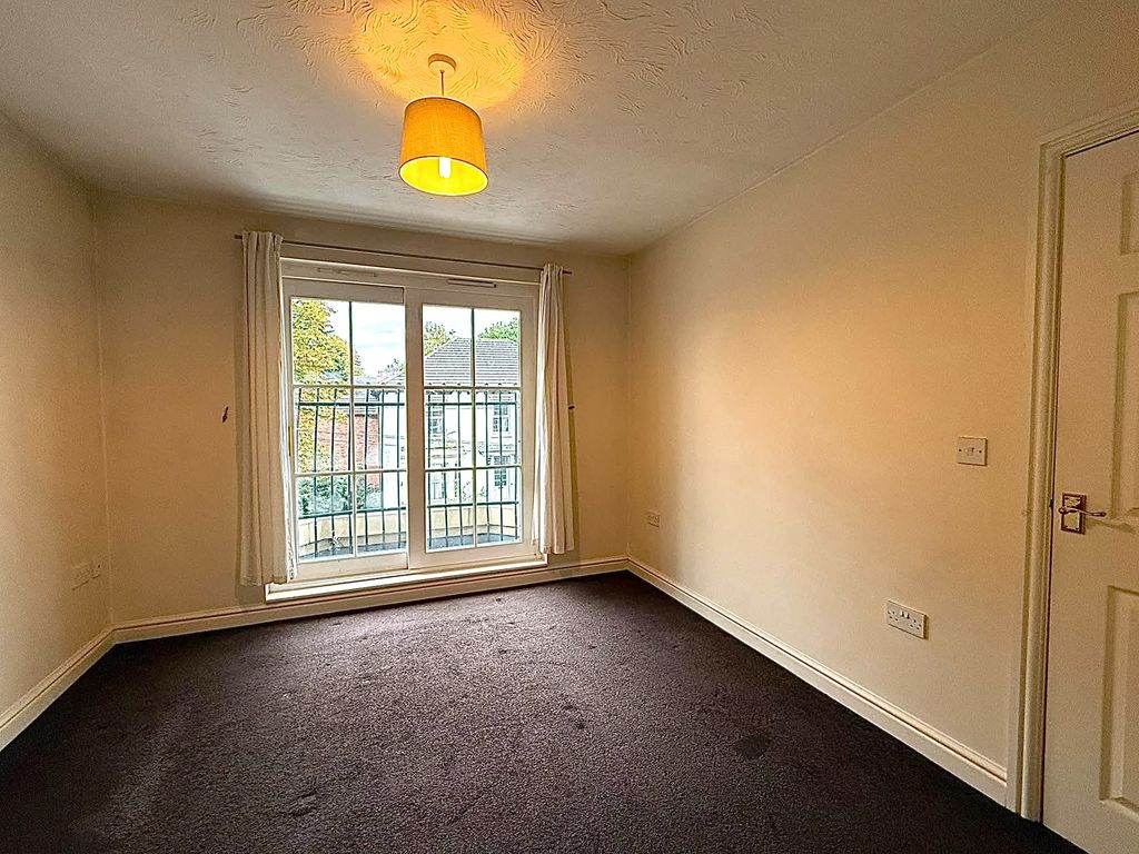 Property photo 3 of 9