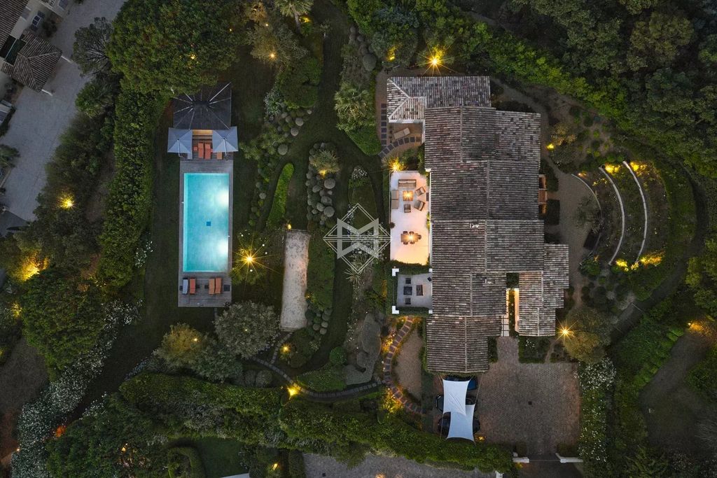 Property photo 3 of 21