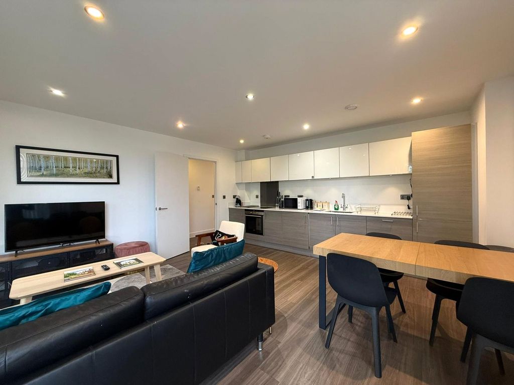 Property photo 2 of 10 Picture No. 26