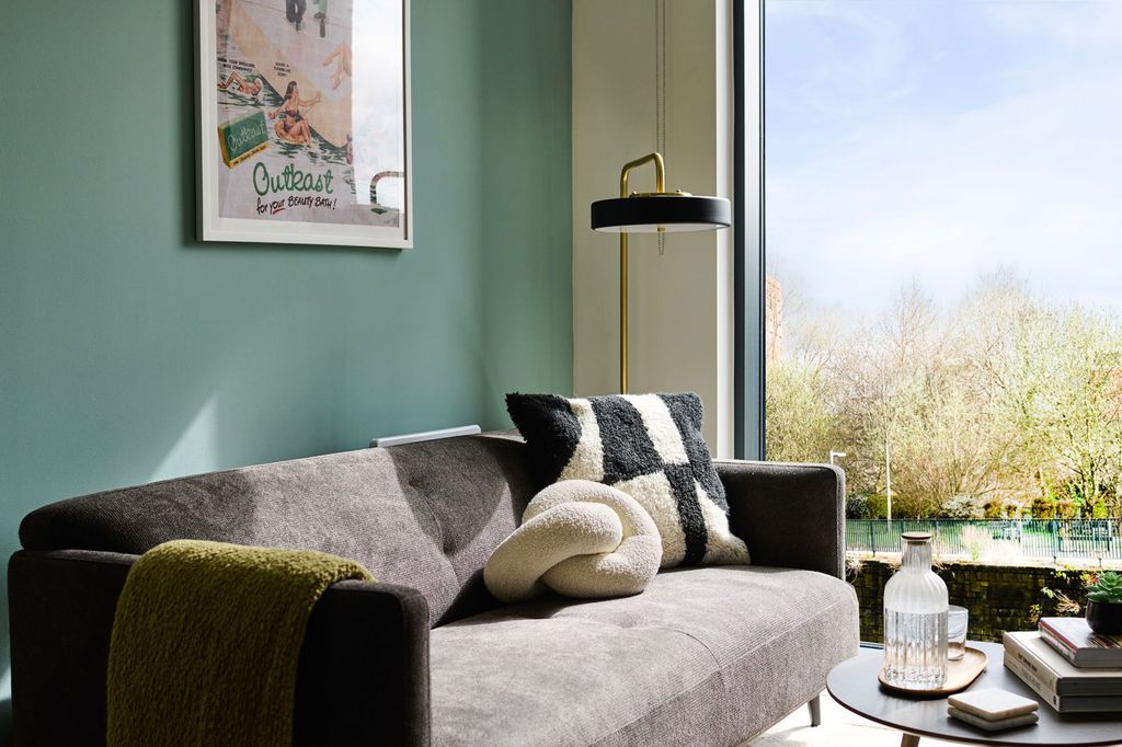 Property photo 3 of 5