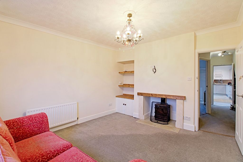 Property photo 3 of 17