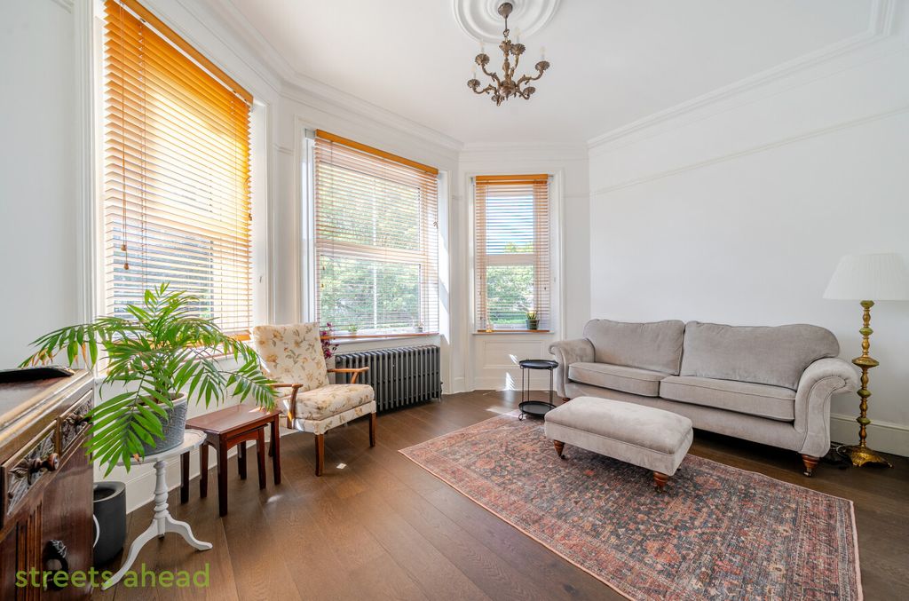 Property photo 1 of 16 F31cc0F6-20F9-42B...