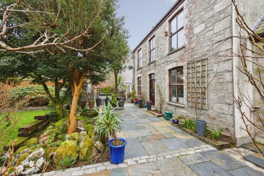 Property photo 1 of 20 Pbox-Img.Jpg