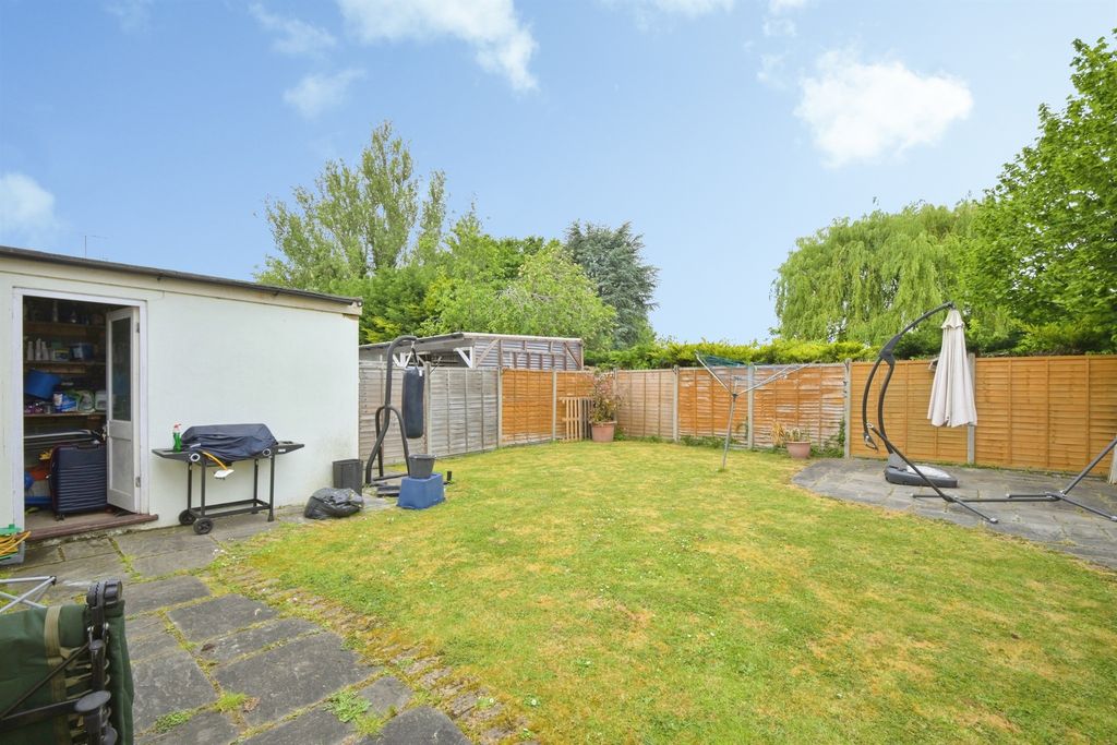 Property photo 3 of 15