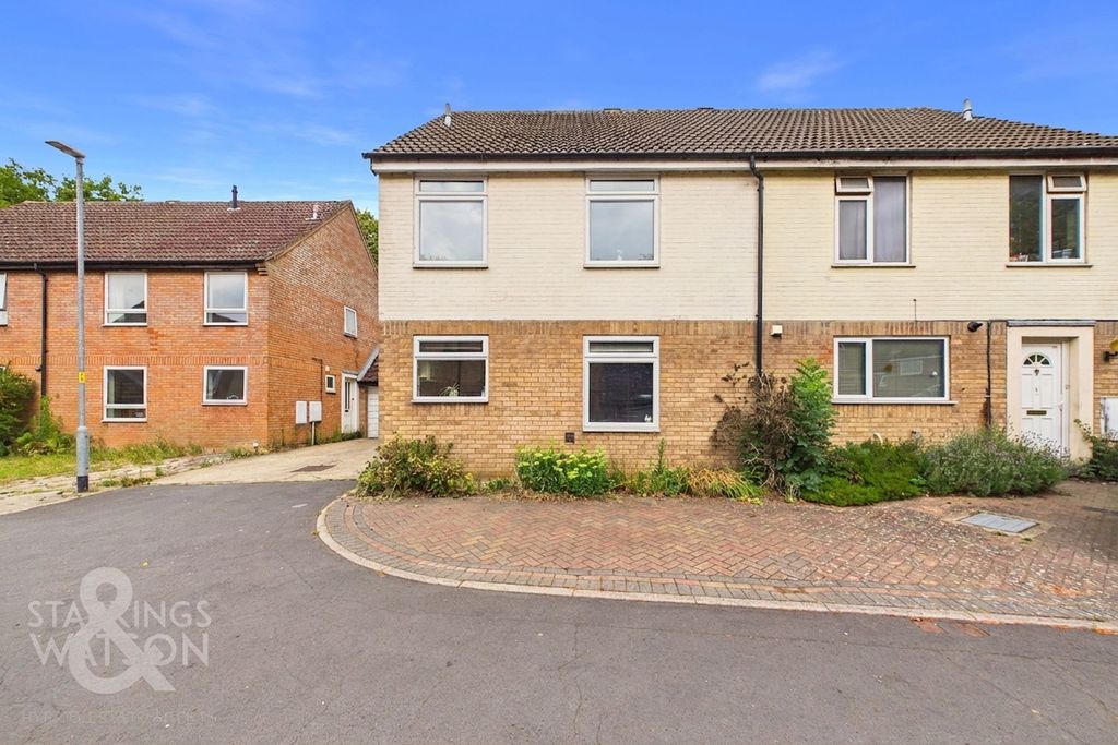 Property photo 1 of 28