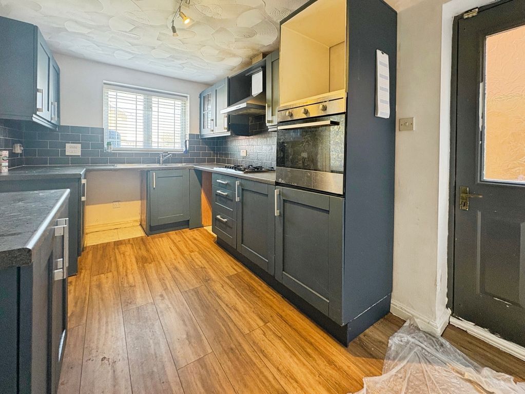 Property photo 3 of 15 Pbox-Img.Jpg