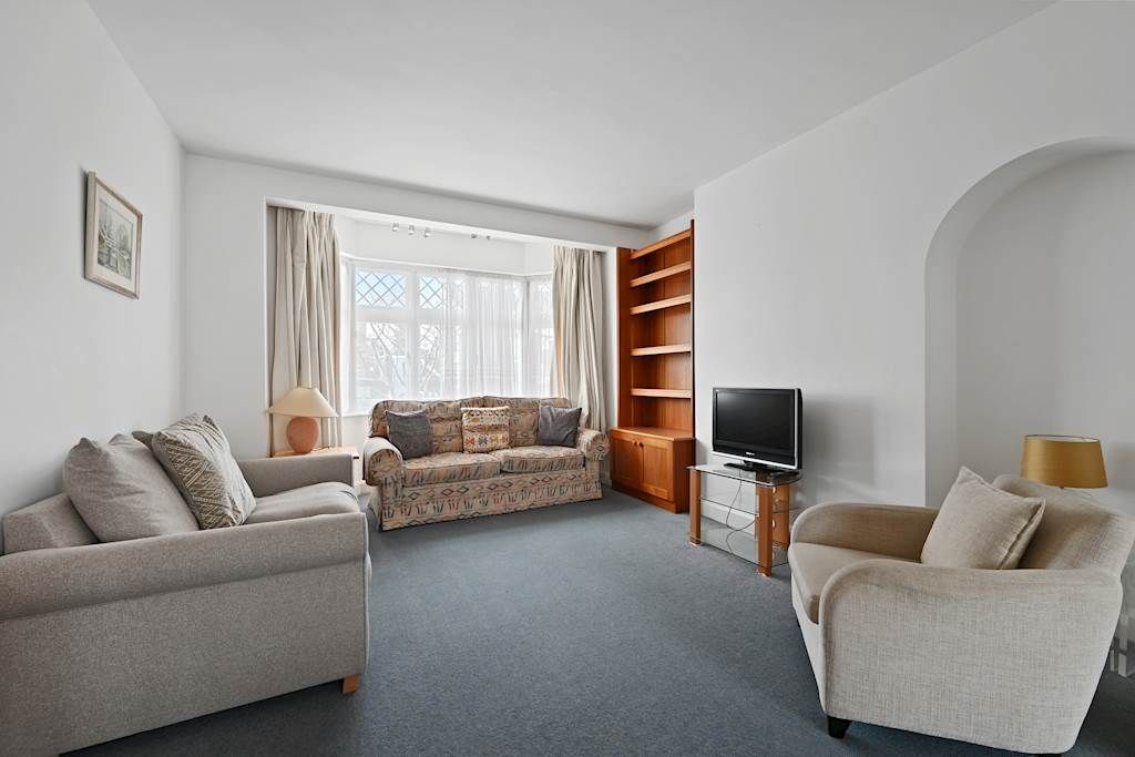 Property photo 3 of 15