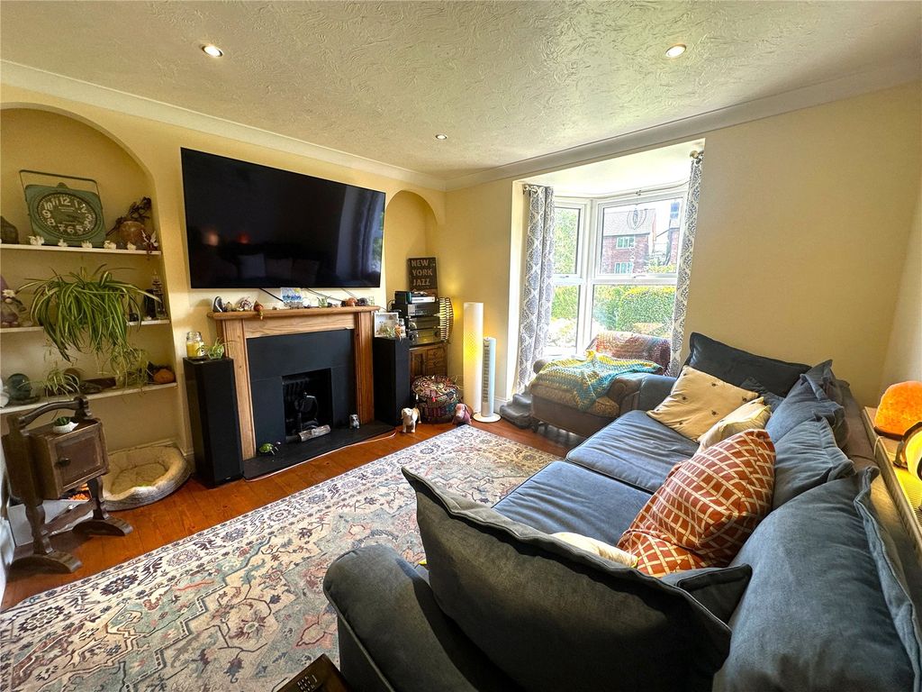 Property photo 2 of 12 Picture No. 05