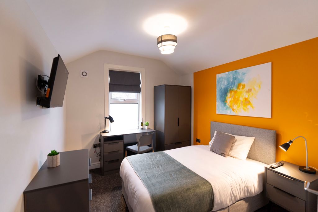 Property photo 1 of 12 Dsc09326