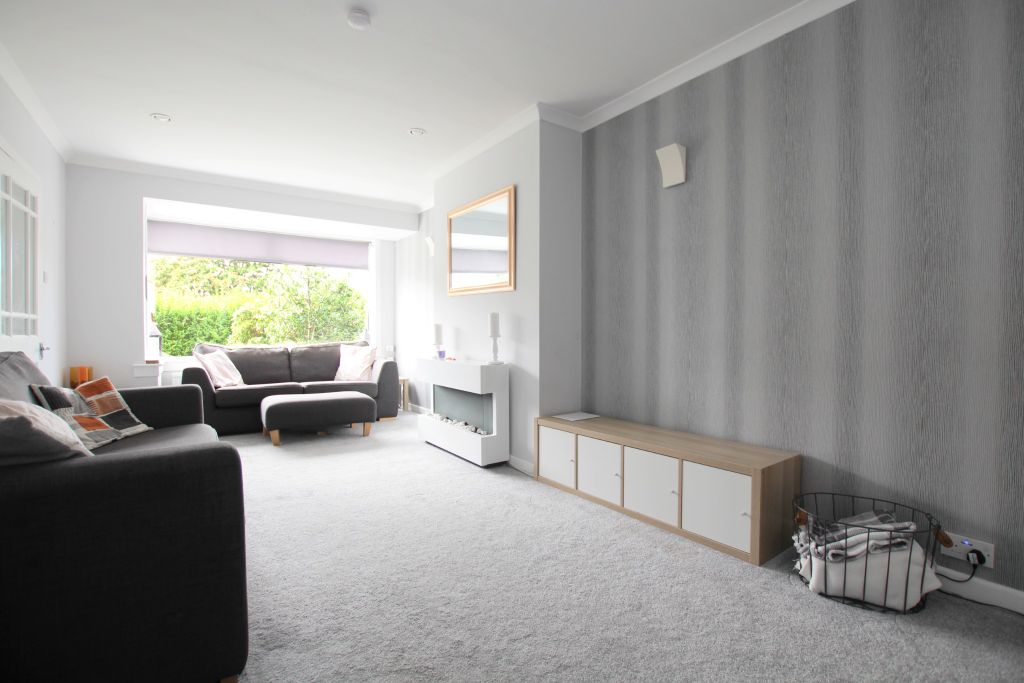 Property photo 3 of 12 Photo 3