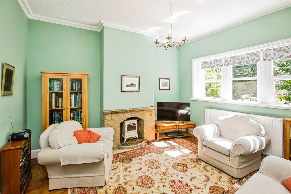 Property photo 2 of 15