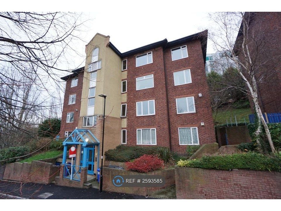 Property photo 1 of 12