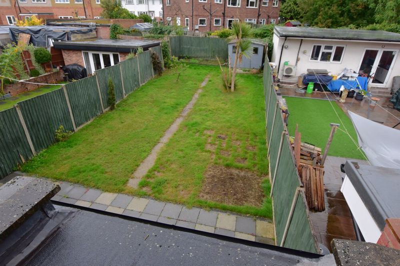 Property photo 3 of 11 Photo 6