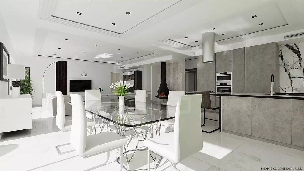 Property photo 3 of 4