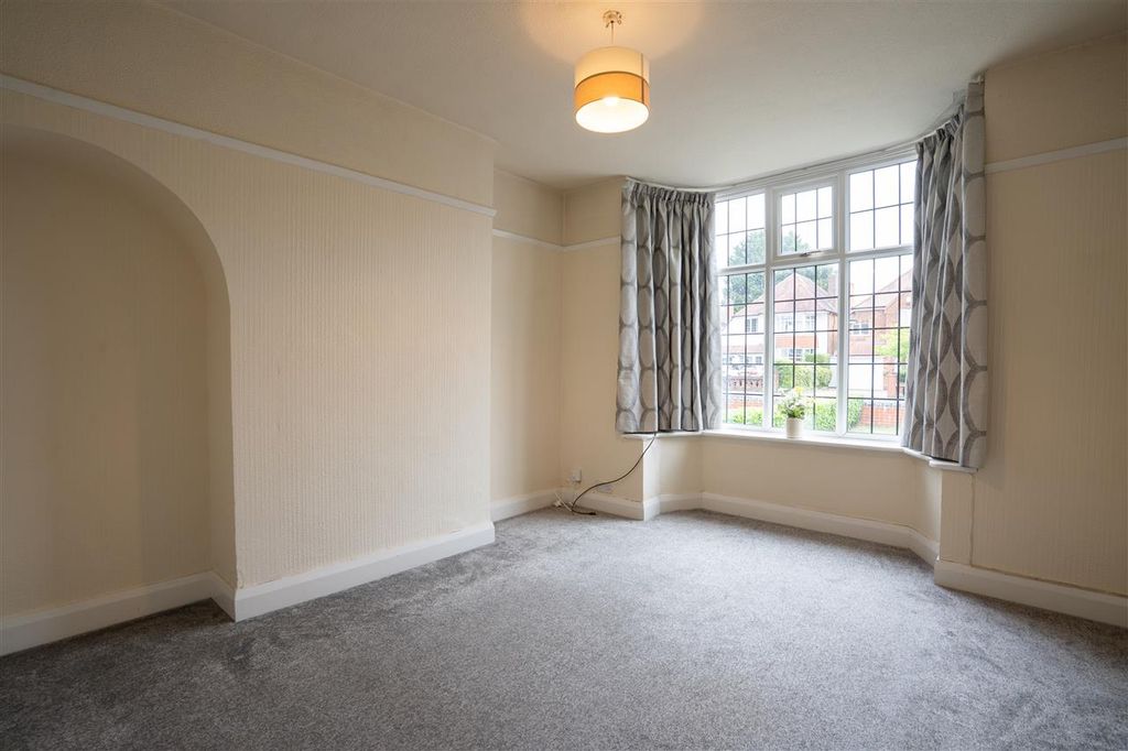 Property photo 3 of 23