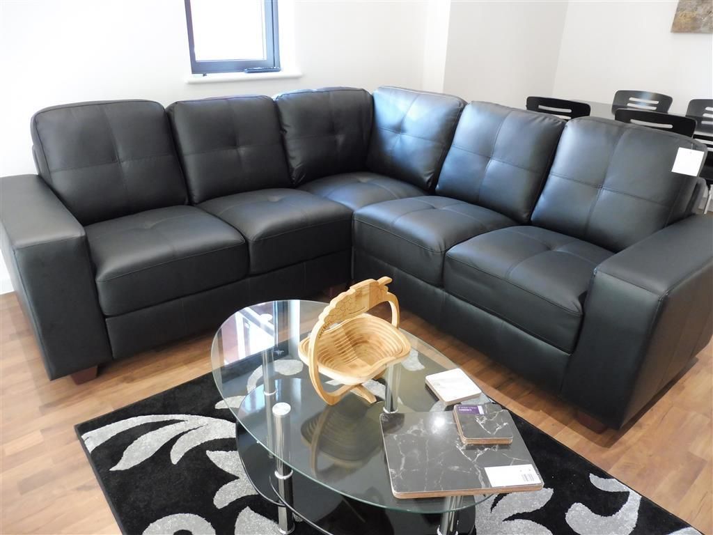 Property photo 3 of 12 Living Room