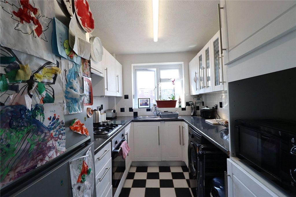 Property photo 3 of 6 Picture No. 02