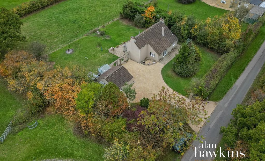 Property photo 2 of 20 3528-25.Jpg