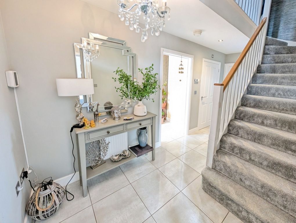 Property photo 2 of 25 Pbox-Unknown-341414.Jpg