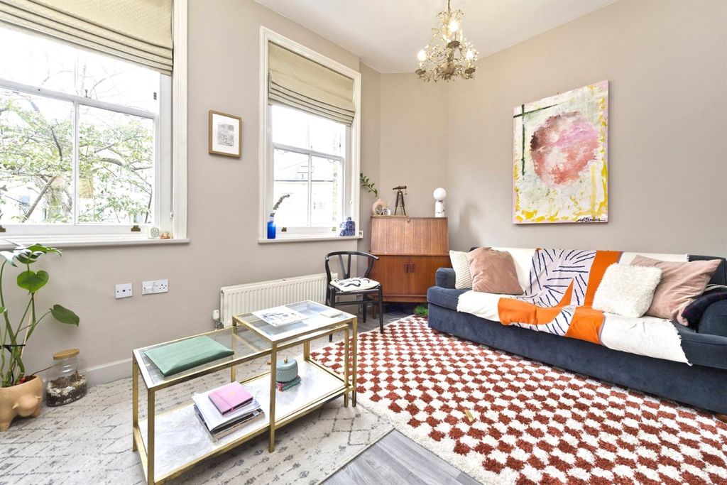 Property photo 1 of 9 1