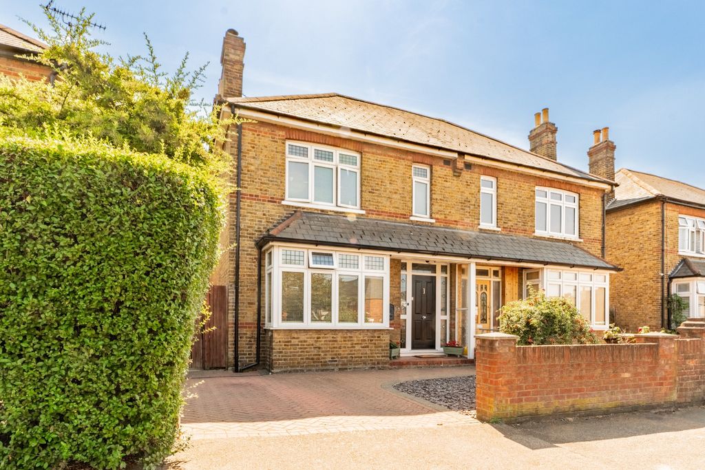 Property photo 1 of 19 5368030