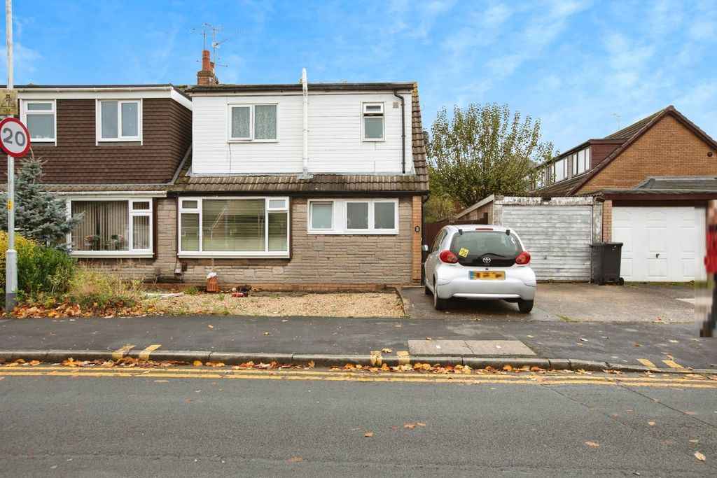 Property photo 1 of 17