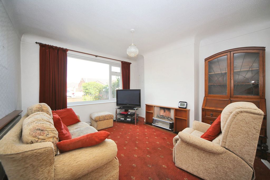 Property photo 2 of 24