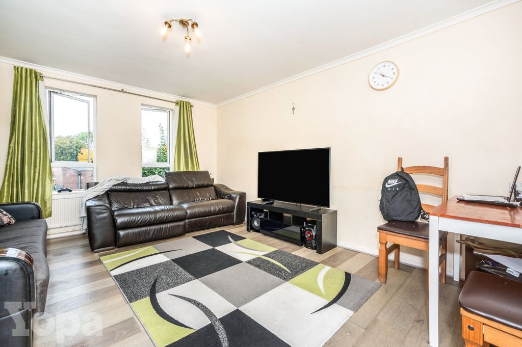 Property photo 2 of 10 Photo #2