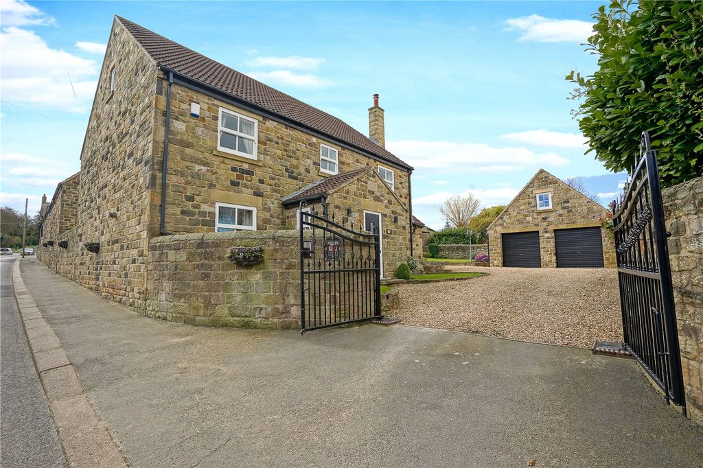 Property photo 1 of 31 Picture No. 39